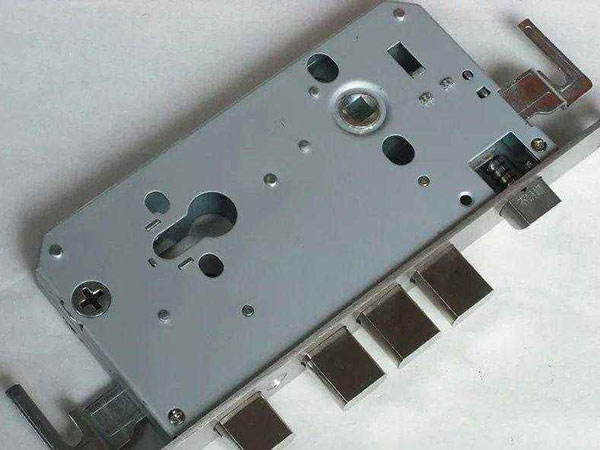 独山子24小时上门开锁公司